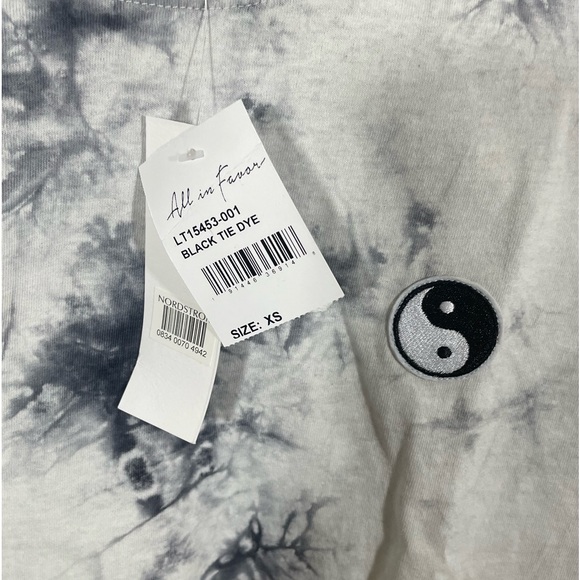 Black Tie Dye Long Sleeve Crop Top - Picture 3 of 4